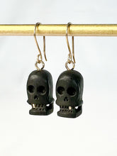 Load image into Gallery viewer, Ebony Skull Earring
