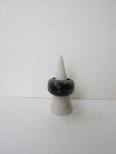 Load image into Gallery viewer, Egg Ring No.3

