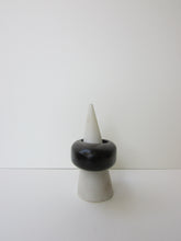 Load image into Gallery viewer, Egg Ring No.4
