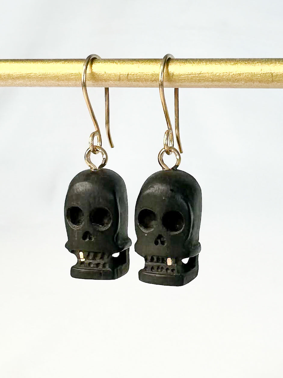 Ebony Skull Earring